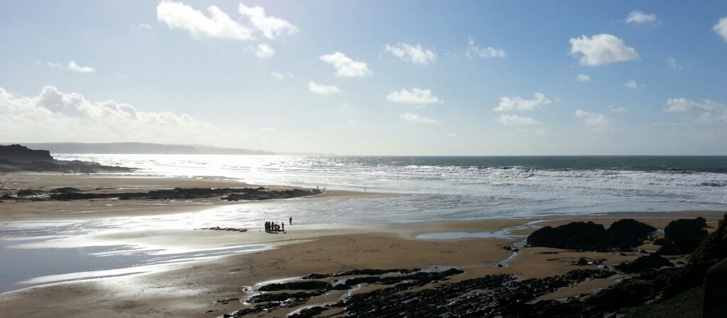 surfing bude cornwall. Summerleaze and Crooklet beach low tide